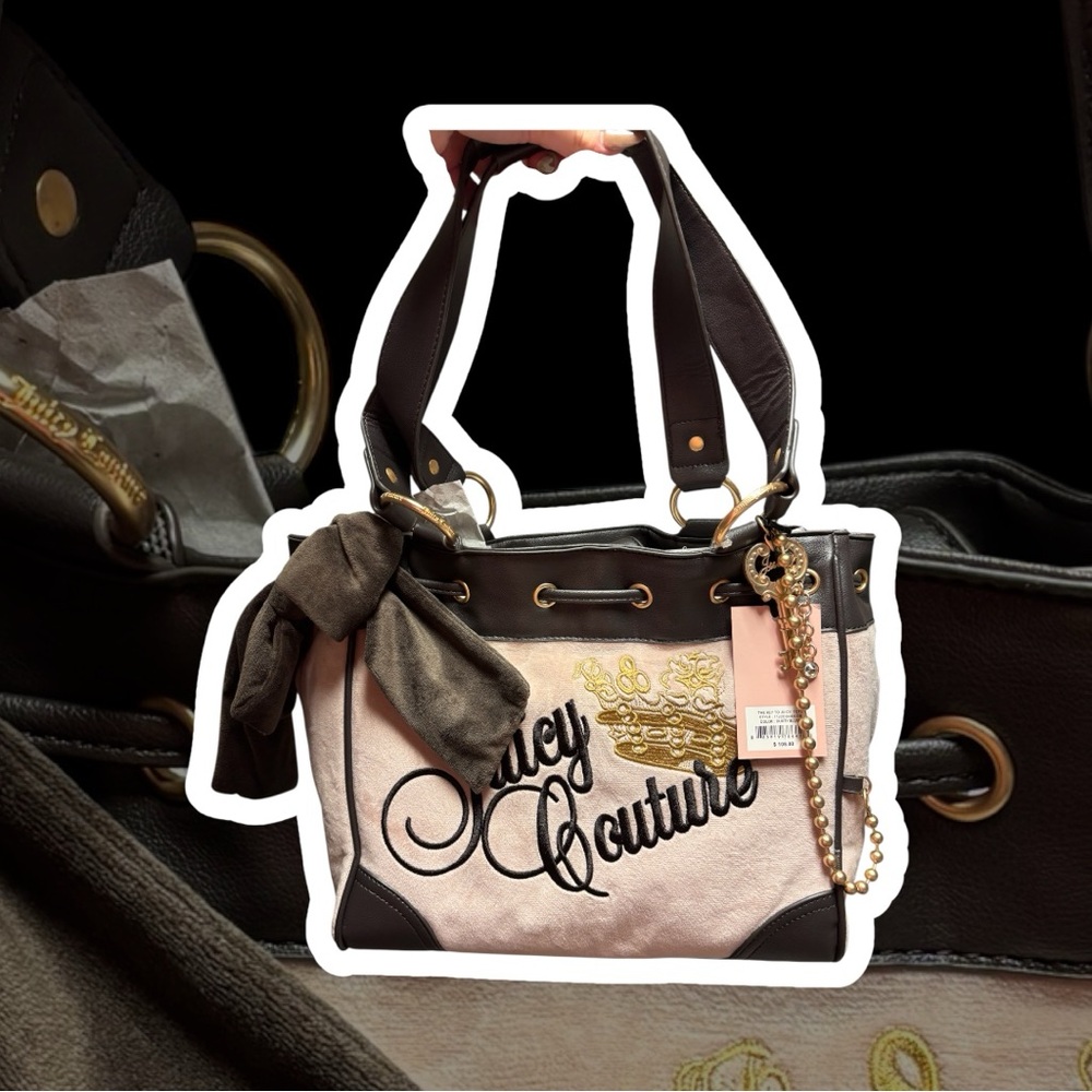 Juicy Couture Black and Cream Shoulder Bag